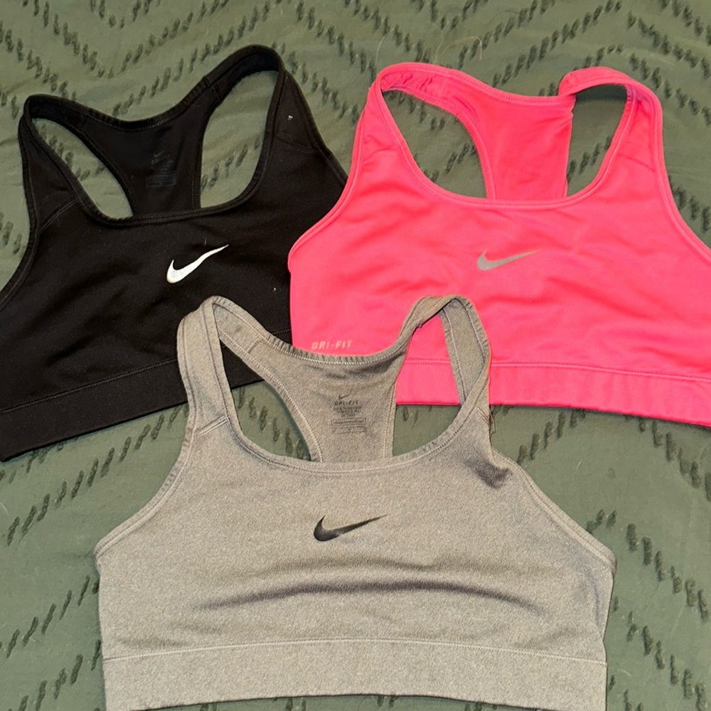 3 Nike Sport Bras Set